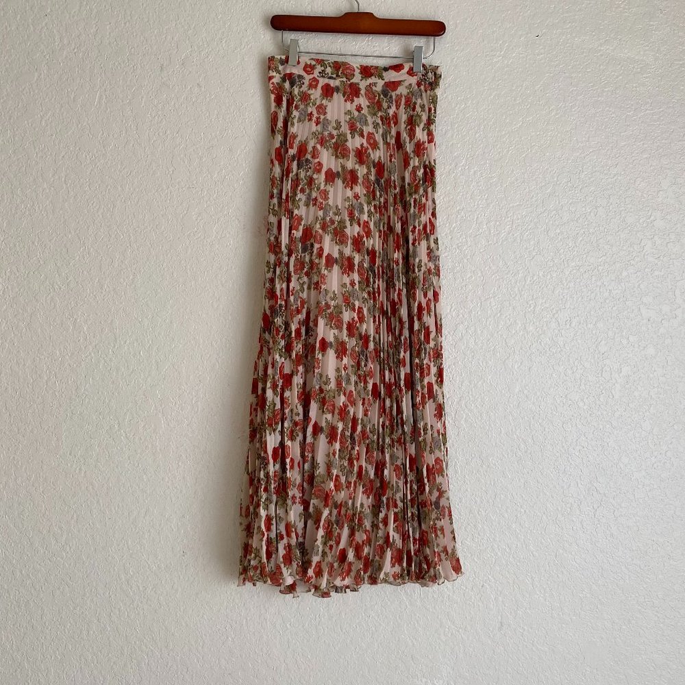 SKIRTS  WITH FLOWERS